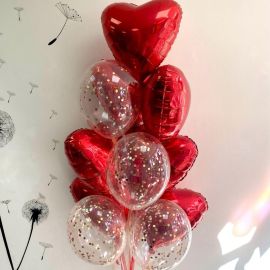 Связка шаров на День святого Валентина