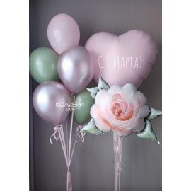 Набор шаров на 8 марта с большим сердцем